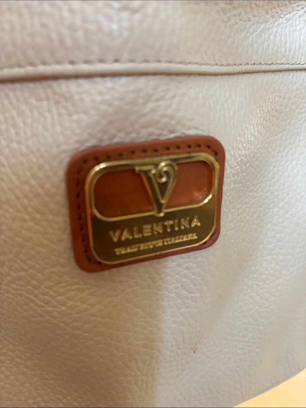 Valentina White Leather Shoulder Bag with Brown Trim - Picture 2 of 9